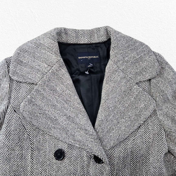 Banana Republic Wool Blend Herringbone Double Breasted Peacoat Jacket Size Med - Picture 2 of 9